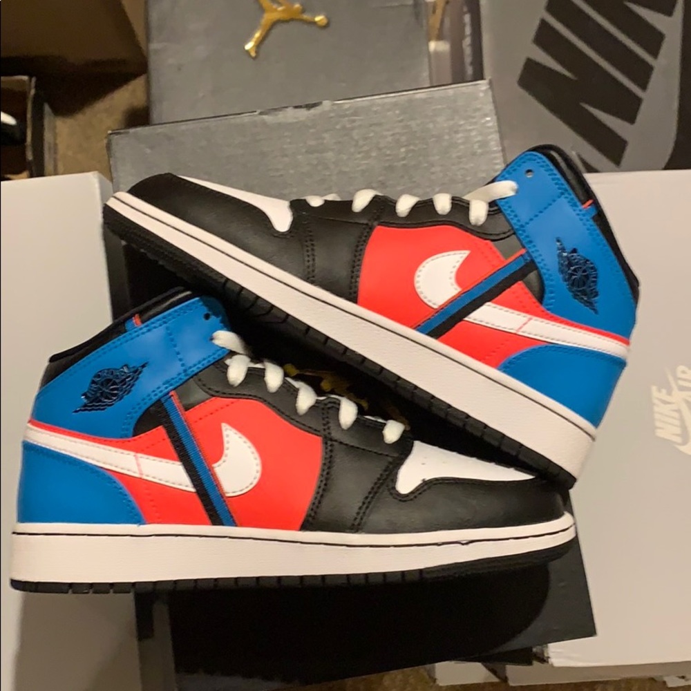 Jordan 1 mid game time